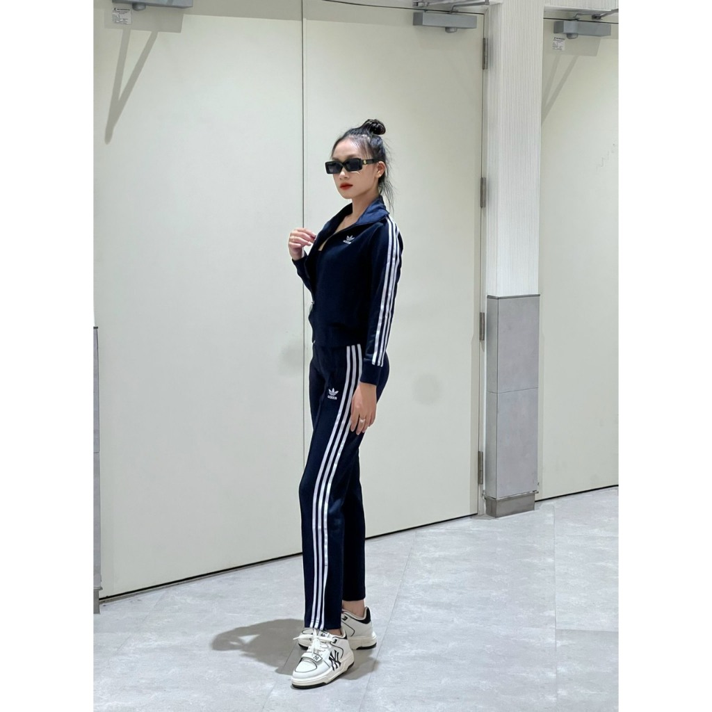Đồ bộ Thể thao Nữ Adidas BTWM9  chất umi quần ống xuông, Cổ bẻ 3 sọc không xù chất thoải mái dễ chịu, set thu đông vnxk