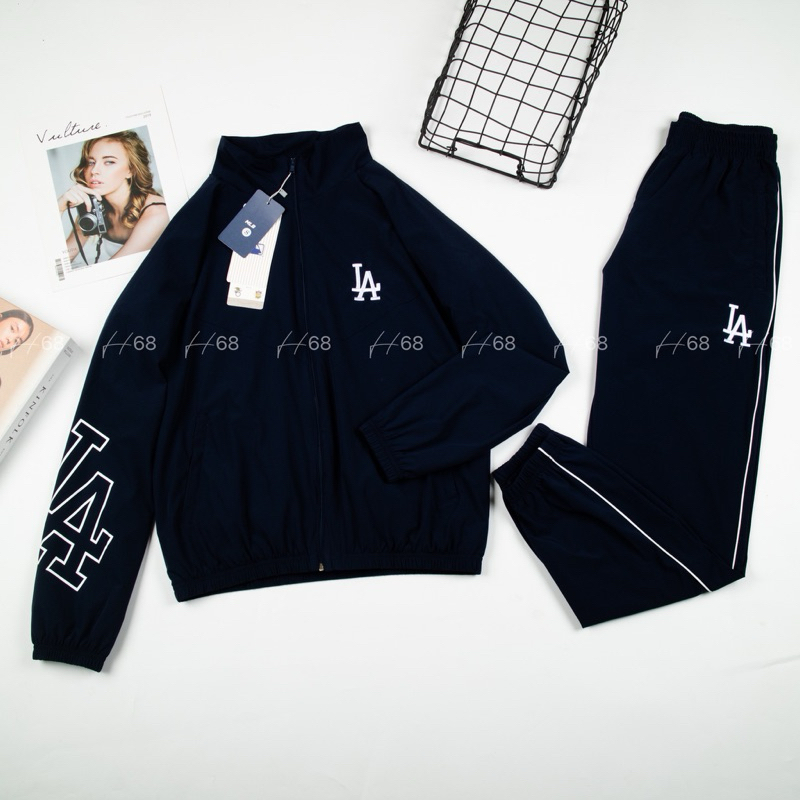 Bộ quần áo thể thao nữ MLB chất gió cao cấp co giãn, áo 2 lớp lót lưới, set thu đông vnxk CAO CẤP, 100% tự chụp BGWM6