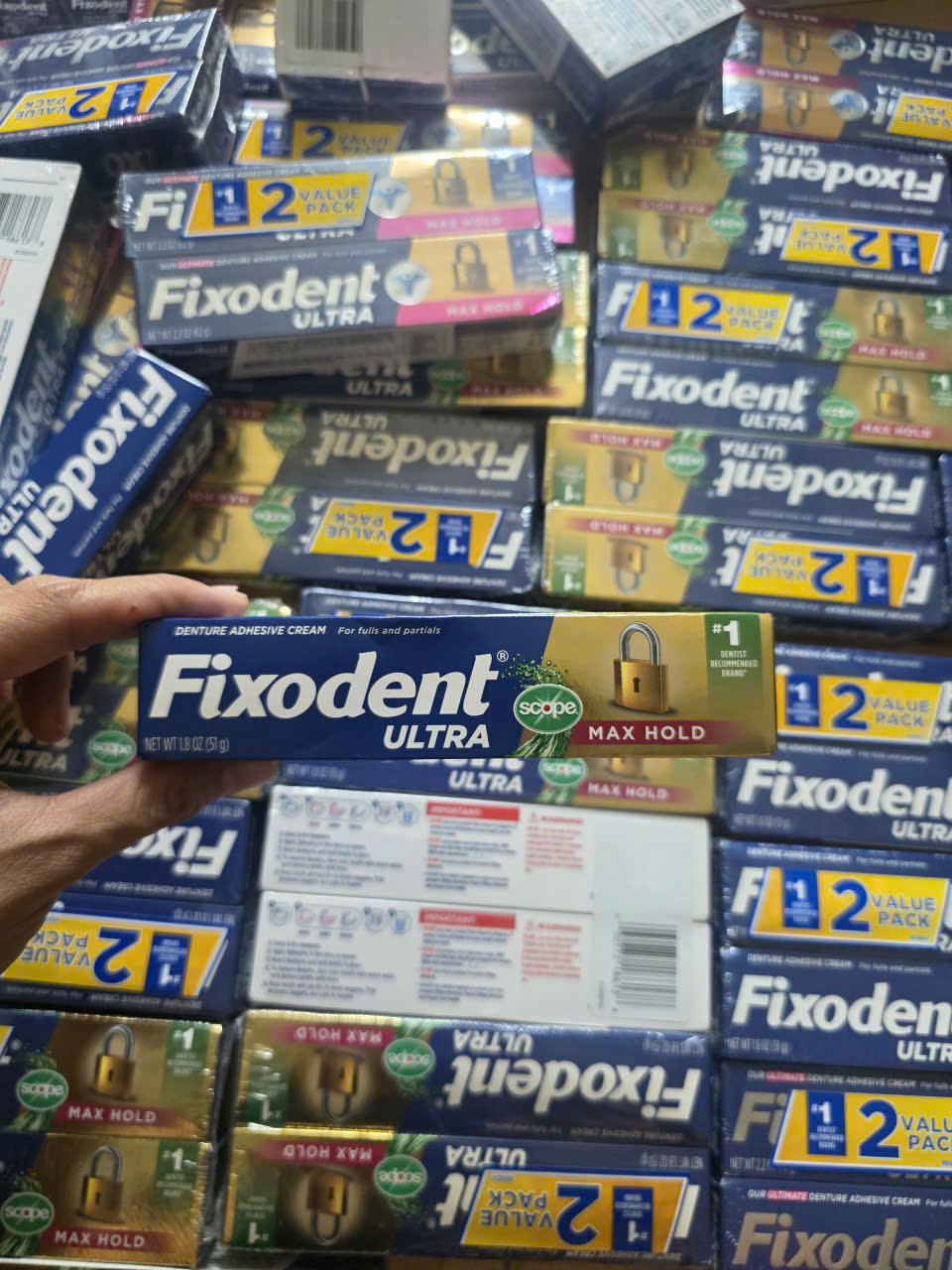 [HÀNG MỸ] Kem Dán Hàm Giả Fixodent Ultra Max Hold Hương Bạc Hà Scope (Tuýp 51g / 1.8 OZ)
