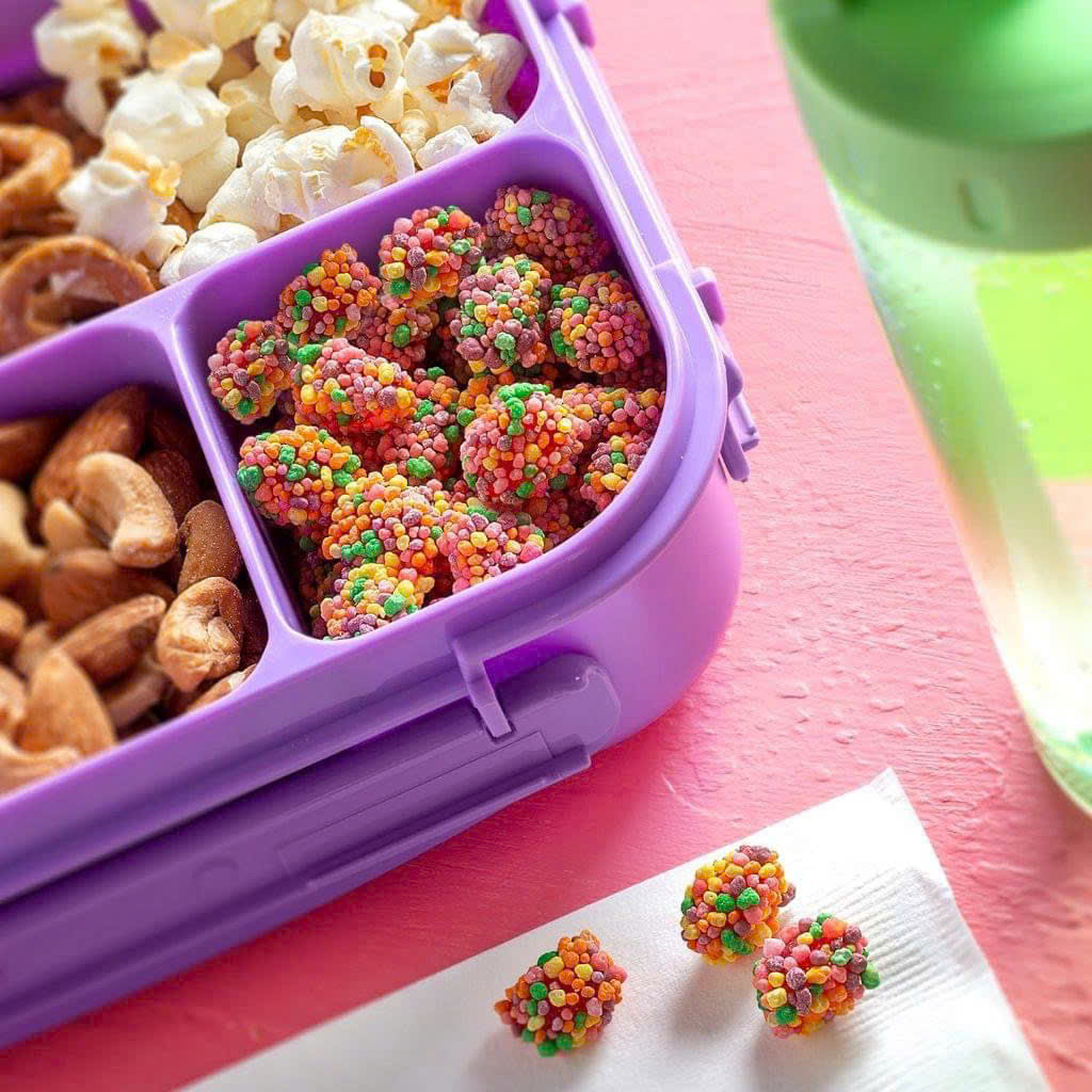 Kẹo dẻo phủ cốm cầu vồng Nerds Gummy Cluster 907g bịch to của Mỹ