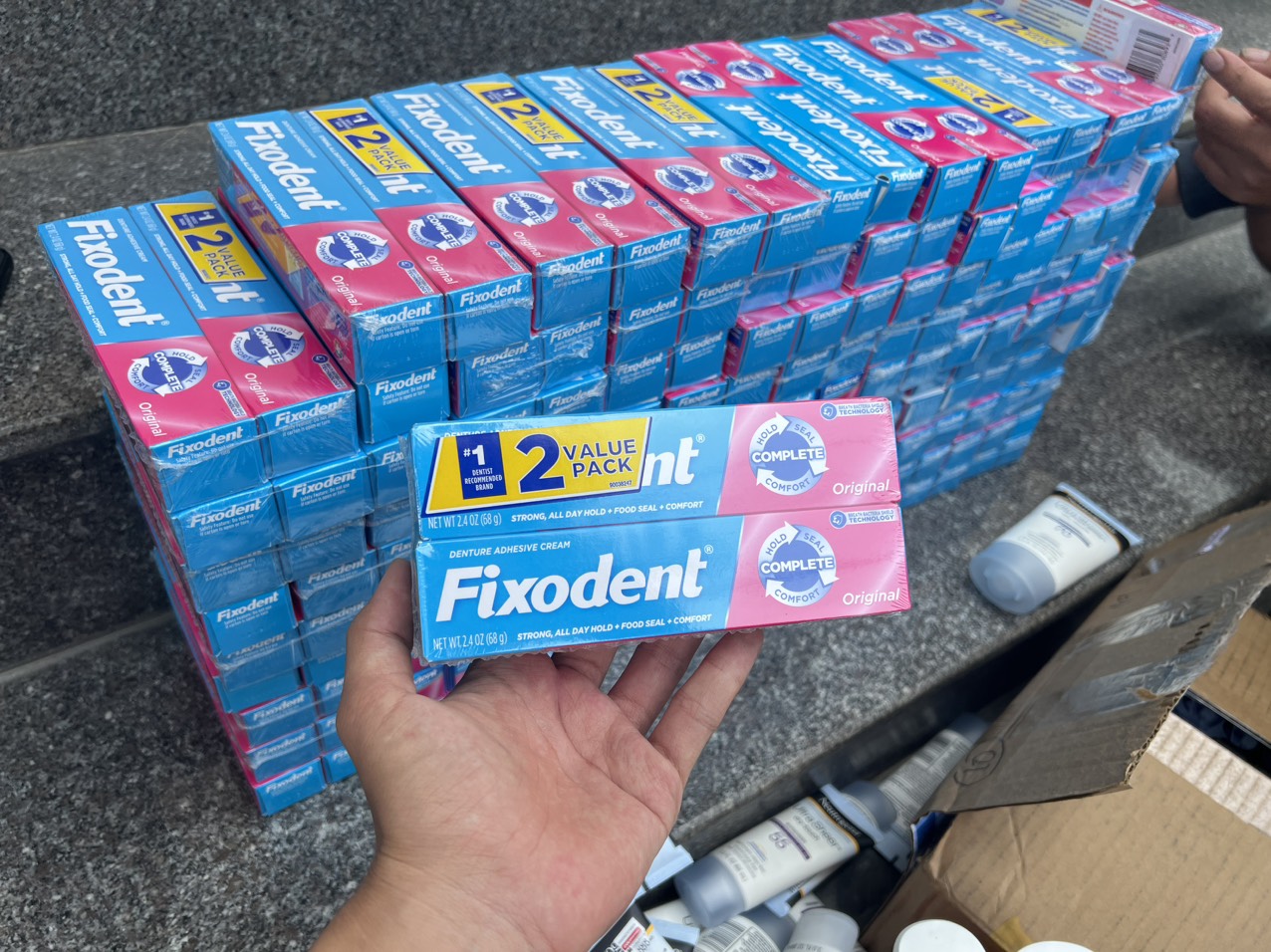 [MẪU MỚI] 1 tuýp Keo dán răng giả Fixodent 68g hàng chính hãng/ Fixodent Denture Adhesive