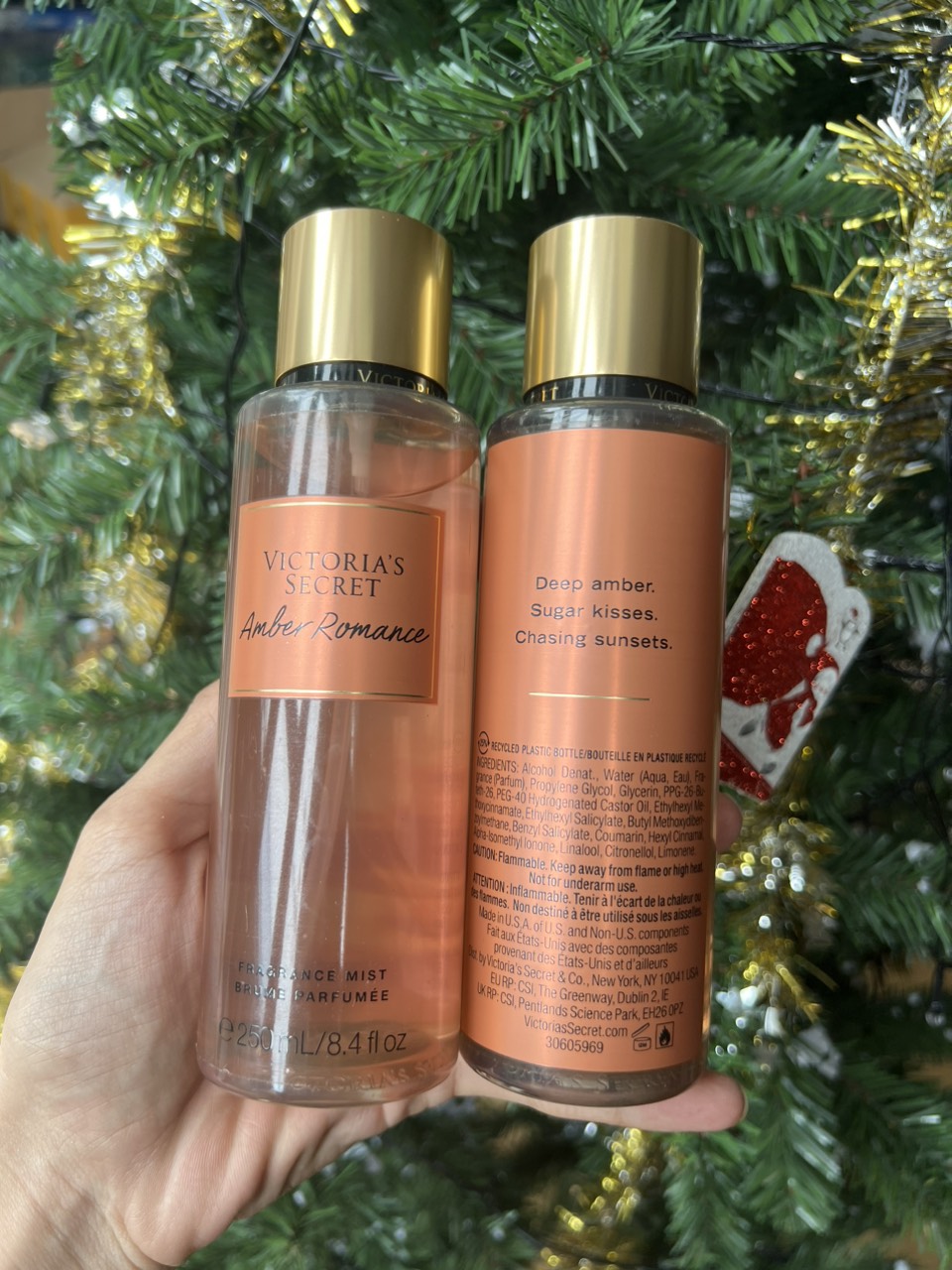 CỦA MỸ Xịt thơm toàn thân Bodymist Victoria's Secret mùi Amber Romance thơm nhẹ nhàng quyến rũ chai 250ml