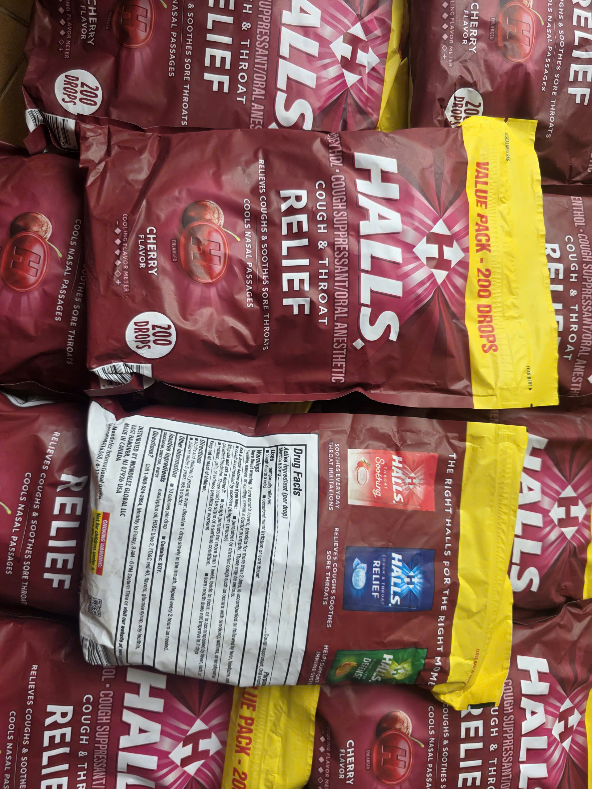 [CHÍNH HÃNG MỸ] Kẹo Ngậm Halls Relief Cherry Flavor – Giảm Ho & Dịu Họng Tức Thì (200 Viên)