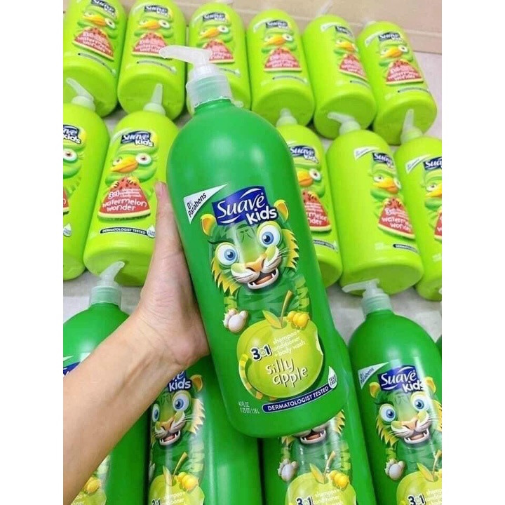 SỮA TẮM GỘI XẢ CHO BÉ SUAVE KIDS 3 IN 1 CHAI VÒI BƠM 1.18L CỦA MỸ (HƯƠNG DƯA HẤU & TÁO XANH) Chăm sóc là