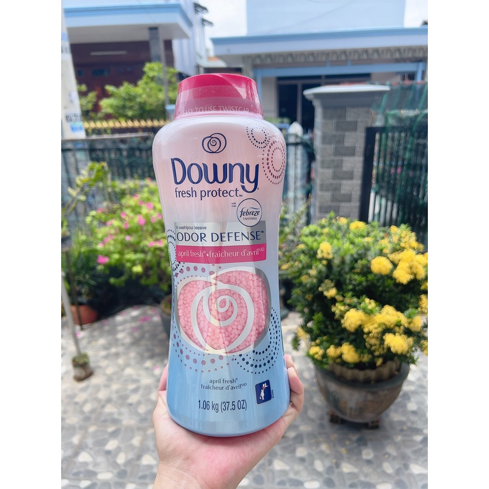 HẠT XẢ VẢI KHÔ DOWNY FRESH PROTECT ODOR DEFENSE APRIL FRESH 1.06KG CỦA MỸ