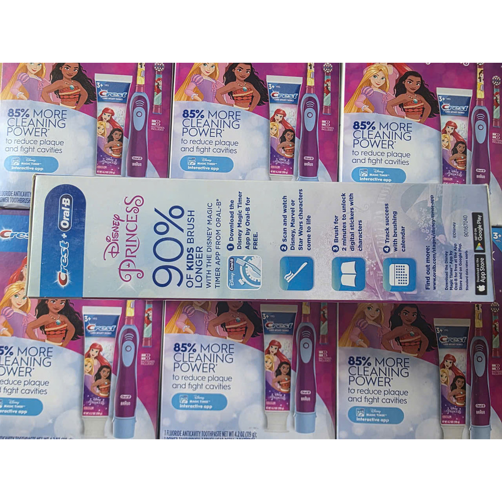 Nguyên set Bàn chải điện + kem crest và đầu thay bàn chải trẻ em Oralb dành cho trẻ em từ 3 tuổi. hàng Mỹ