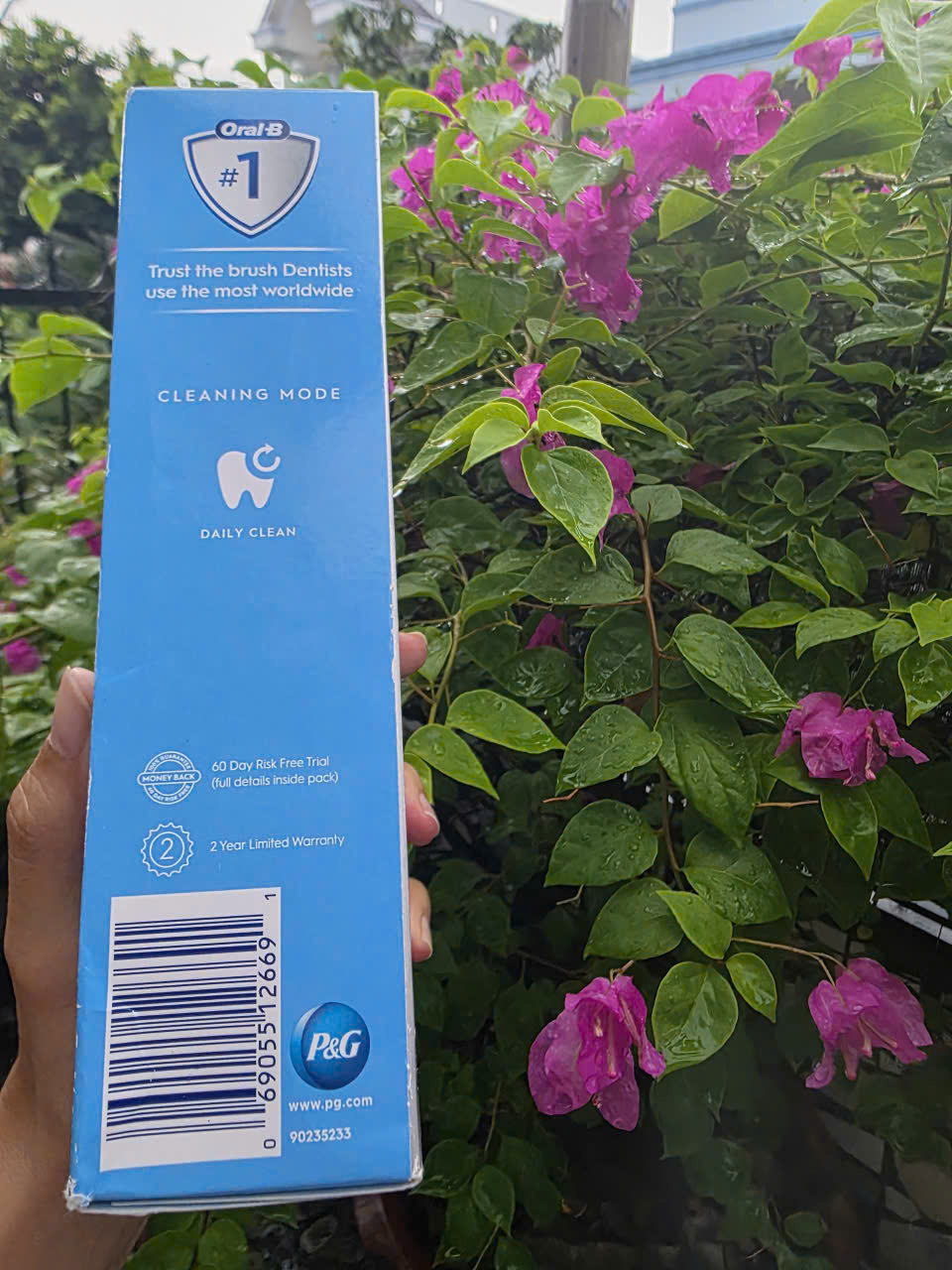Oral -B  Bàn chài điện Oral-B Vitality Màu trắng chính hãng MỸ