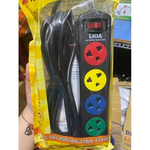 Ổ cắm đa năng kéo dài Lioa 4TSN3.2.5