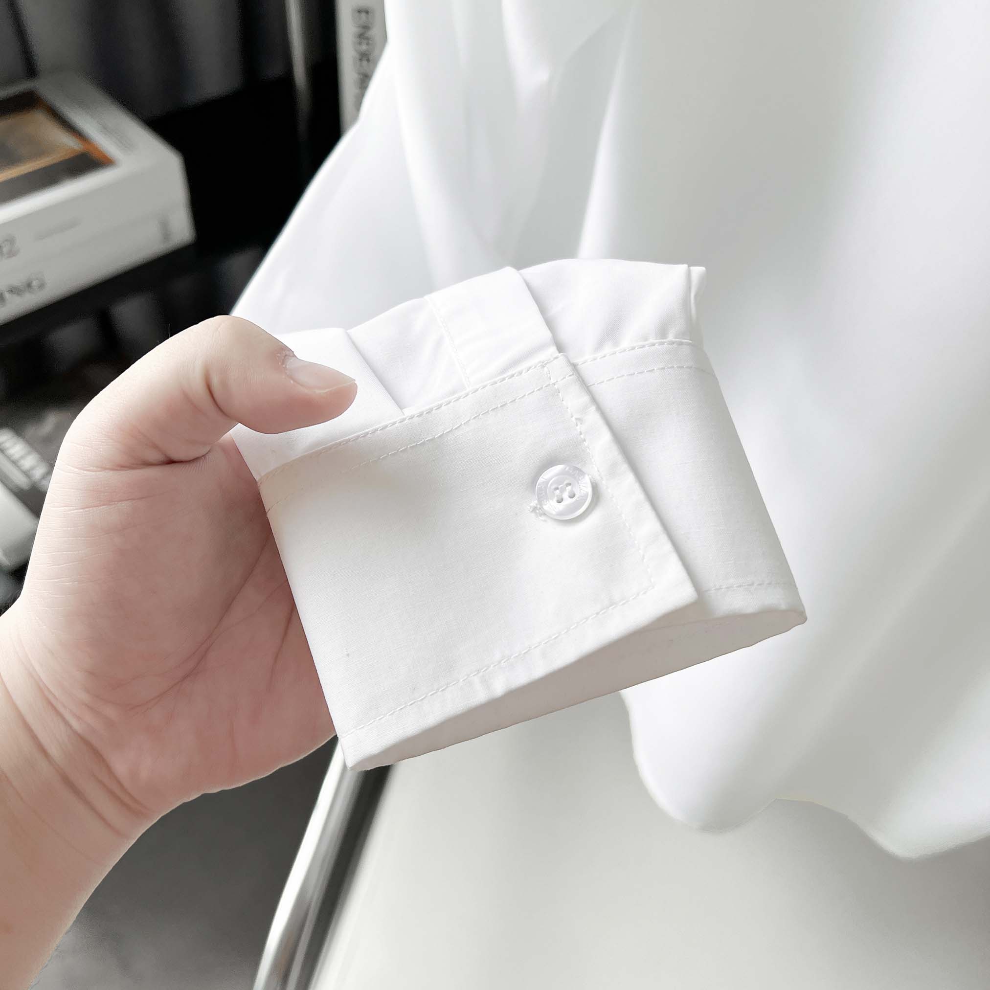 Áo Sơ Mi Tay dài Bigsize Trơn Logo thêu Gấu Màu Trắng