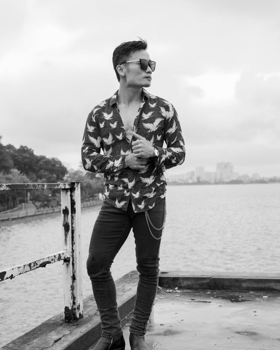 Kết Luận: Nâng Tầm Phong Cách Với Áo Thun Nam Đẹp Ở Sài Gòn