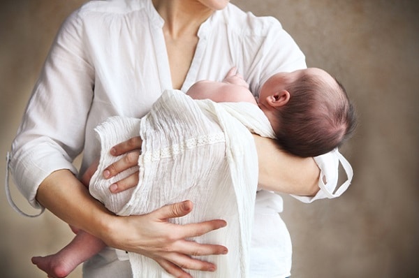 Dinh dưỡng cho trẻ sinh mổ