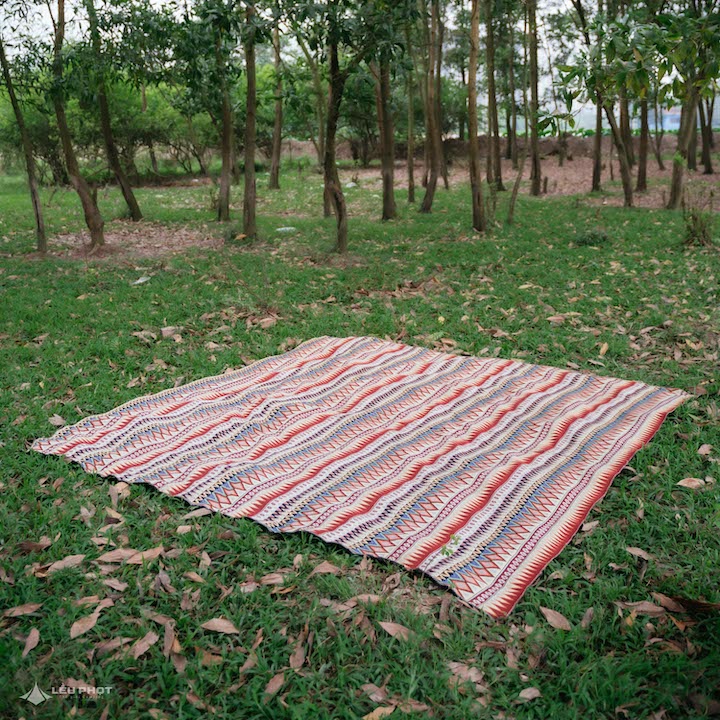 [CHO THUÊ_T3] THẢM THỔ CẨM SIZE TO