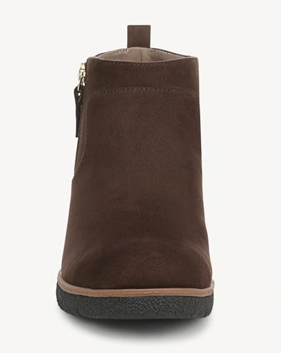 Boot nữ da thật Dr. Scholl's Women's Women's Bianca Wedge Bootie Color Dark Umber Brown Microsuede - Giày nữ xuất khẩu Âu, Mỹ