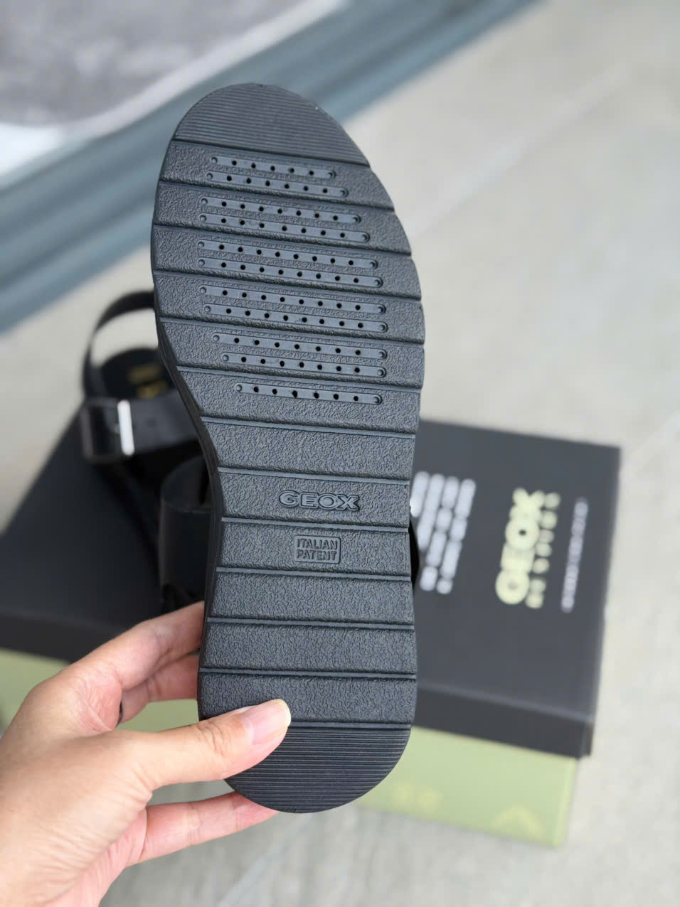 Sandal nữ Geox womens D Adacter S B Color Black Leather  - Giày nữ xuất dư Âu, Mỹ