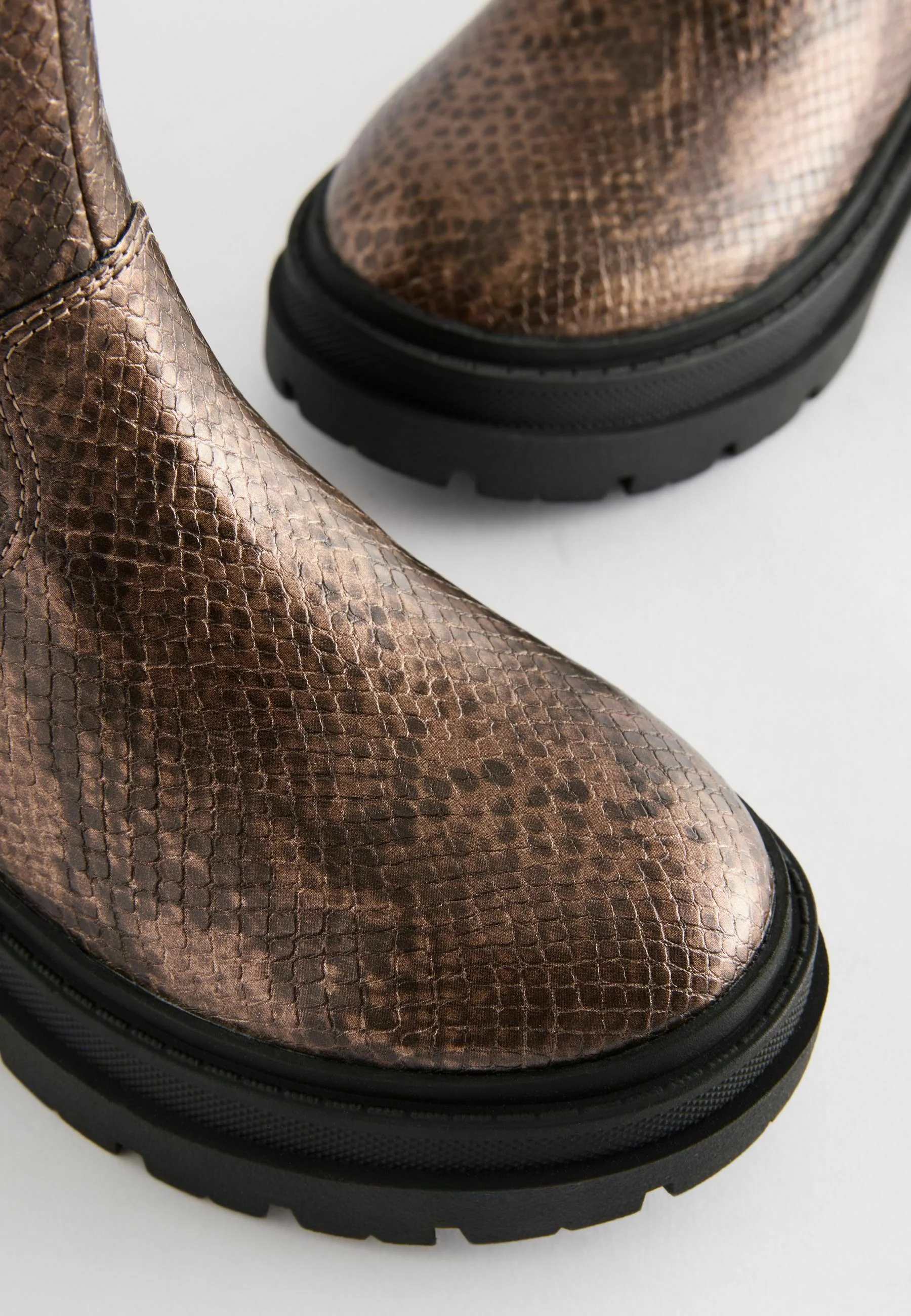 Boot nữ da thật Next REGULAR FIT - CHUNKY CHELSEA  - bronze snake print - Giày da xuất dư sang Mỹ