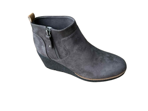 Boot nữ  Dr. Scholl's Shoes Women's Bianca Wedge Bootie Brown Smooth - Giày nữ xuất khẩu Âu, Mỹ