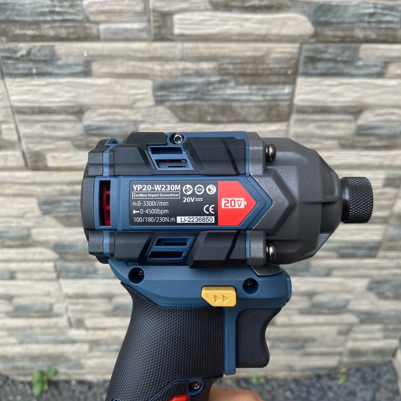 Máy chuyên vít dùng pin YUPAI YP20 W230M (3 cấp chỉnh lực)