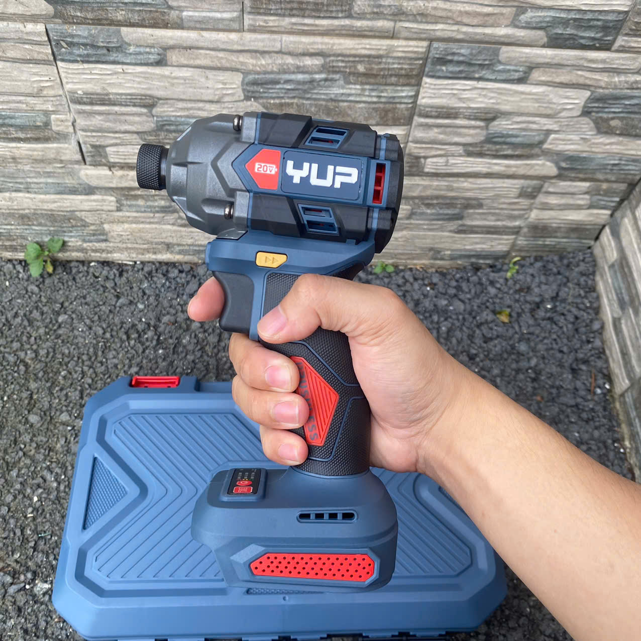Máy chuyên vít dùng pin YUPAI YP20 W230M (3 cấp chỉnh lực)