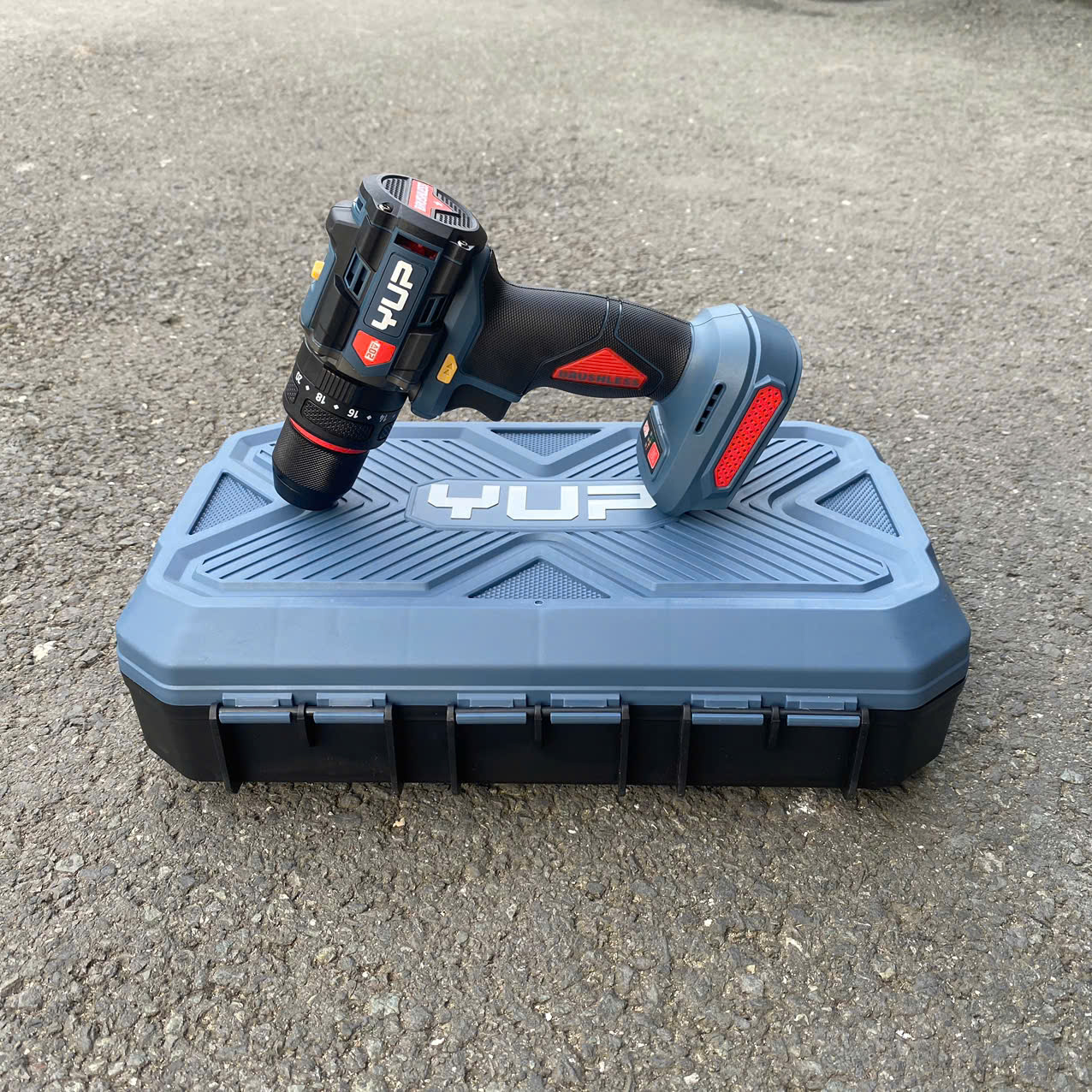 Máy khoan dùng pin đầu kẹp 10mm YUPAI YP20 DR10M