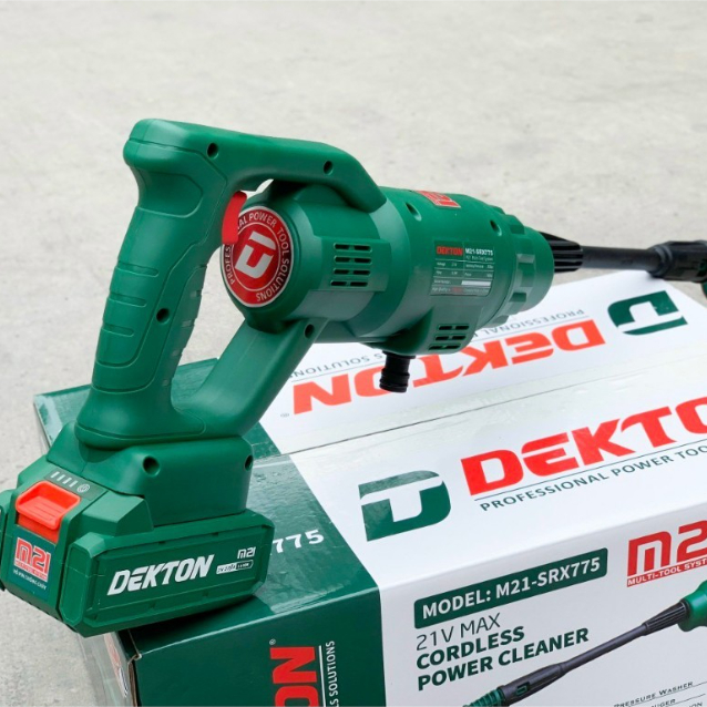 Máy xịt rửa xe dùng pin DEKTON M21-SRX775 (Chưa có pin và sạc)