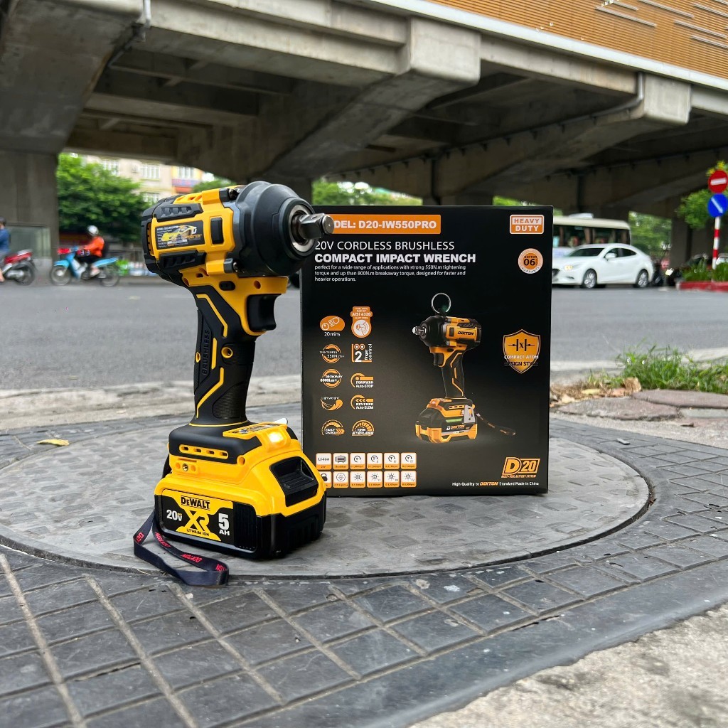 Máy siết bulong dùng pin DEKTON D20-IW550PRO (Chưa pin và sạc)