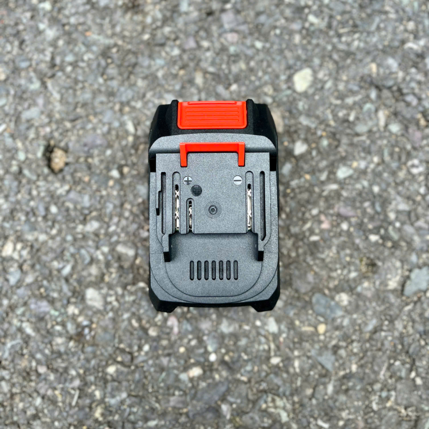 Pin 21V Lithium-ion dung lượng 3.0Ah DEKTON M21-B3A6C