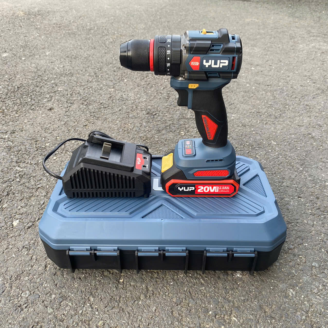 Máy khoan dùng pin đầu kẹp 10mm YUPAI YP20 DR10M