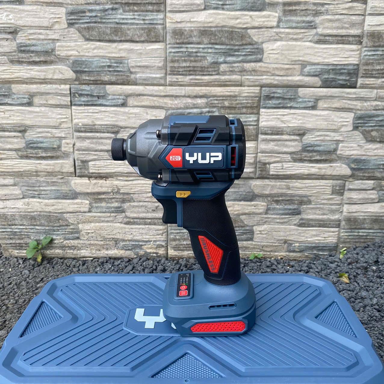Máy chuyên vít dùng pin YUPAI YP20 W230M (3 cấp chỉnh lực)