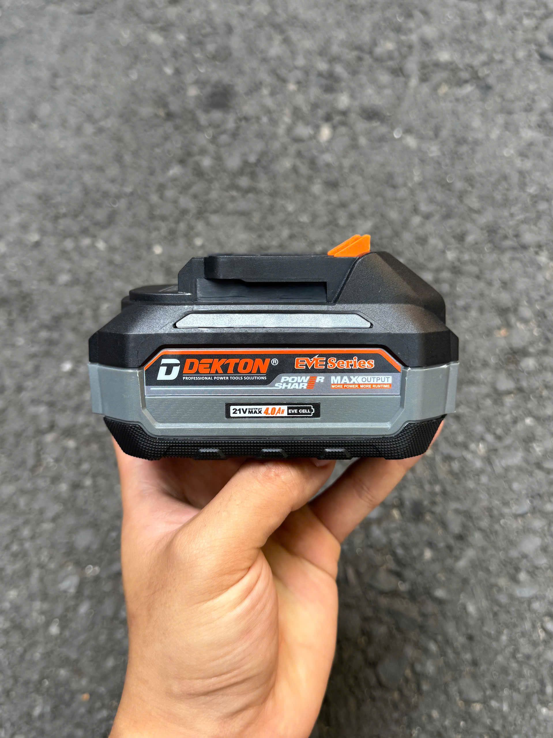 Pin 21V Lithium-ion dung lượng 4.0Ah DEKTON M21-B4015PRO