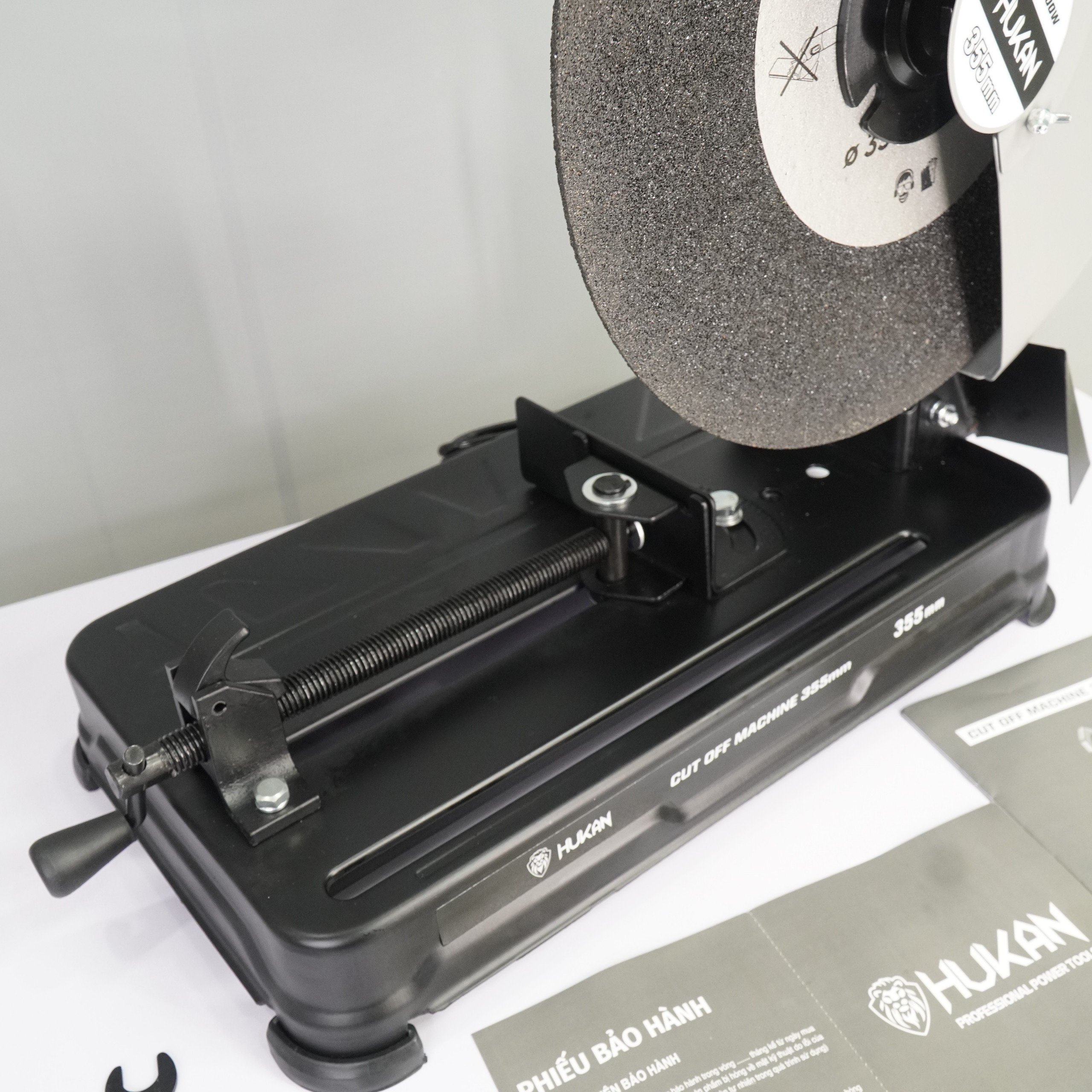Máy cắt sắt dùng điện HUKAN HK-MCS2500W
