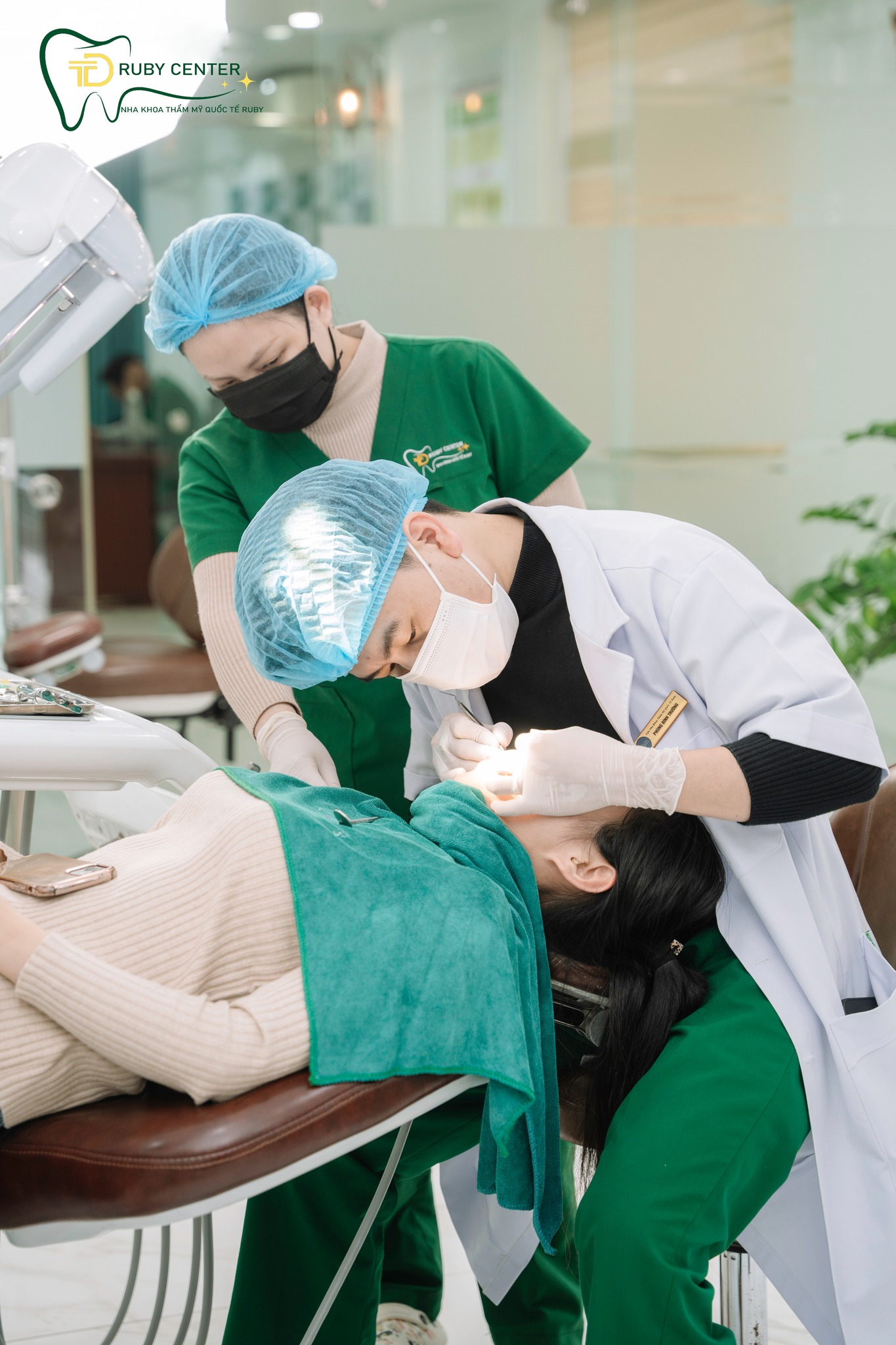 Trồng răng Implant - Đầu tư một lần, bền chắc trọn đời