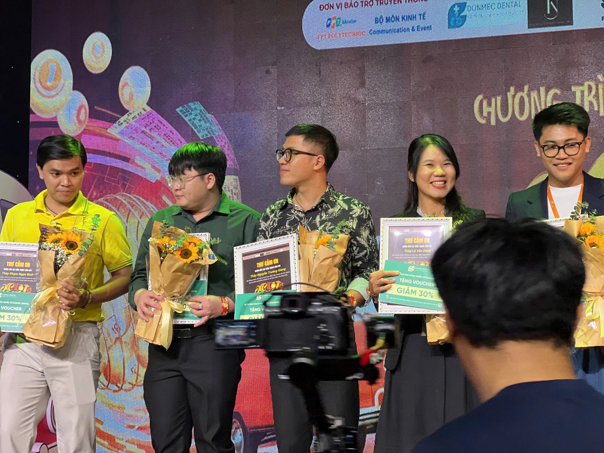 Dunmec – Nhà tài trợ đồng hành cùng nghệ thuật Xe Lô Tô của Khoa Kinh tế FPT Polytechnic