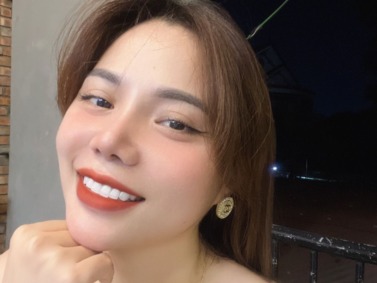 Tháng 3 rạng rỡ – Phụ nữ đẹp hơn với nụ cười tự tin tại Nha khoa DUNMEC