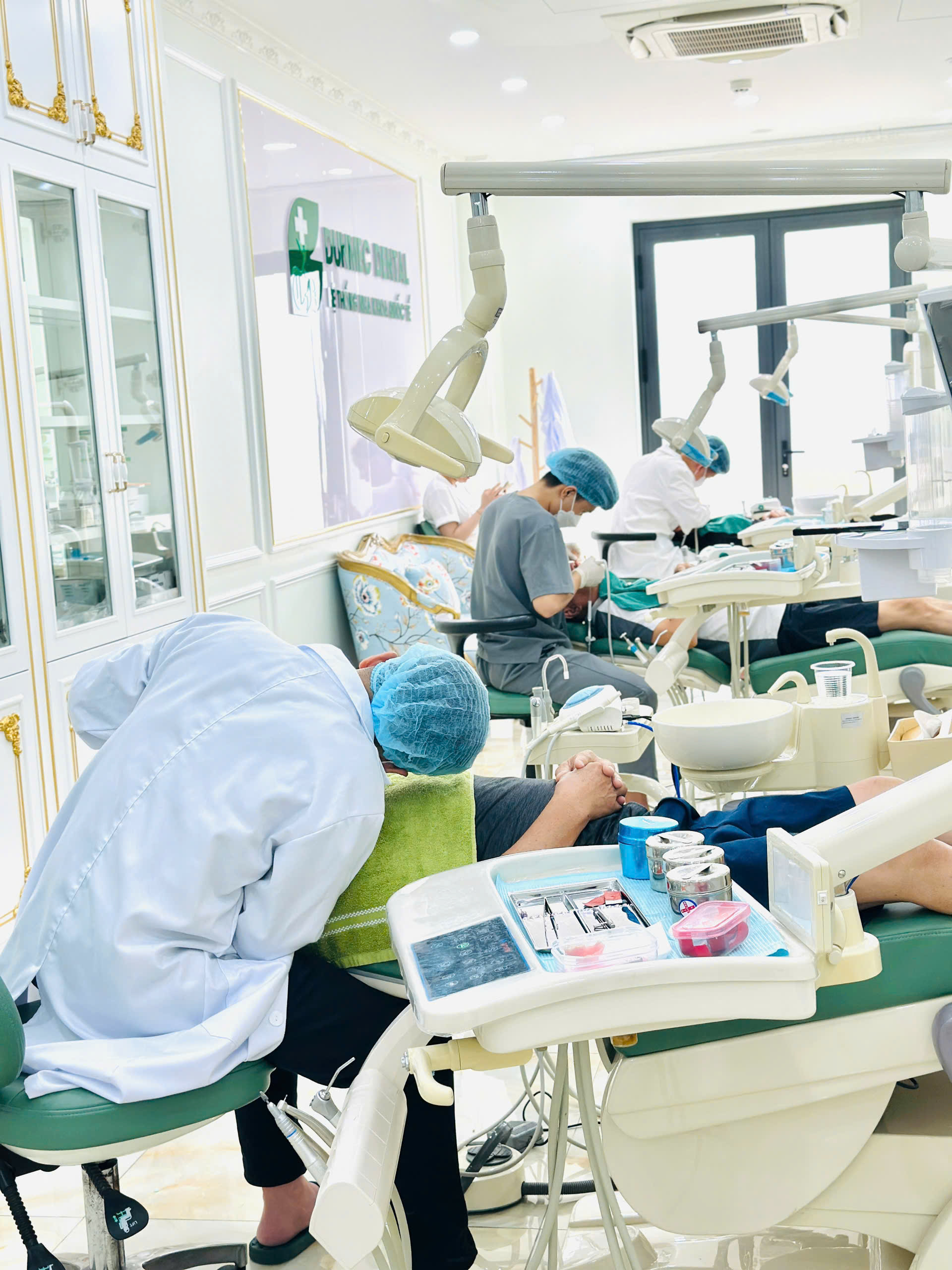 Hơi thở thơm mát mỗi ngày – Bí quyết đánh bay mùi hôi miệng hiệu quả và an toàn