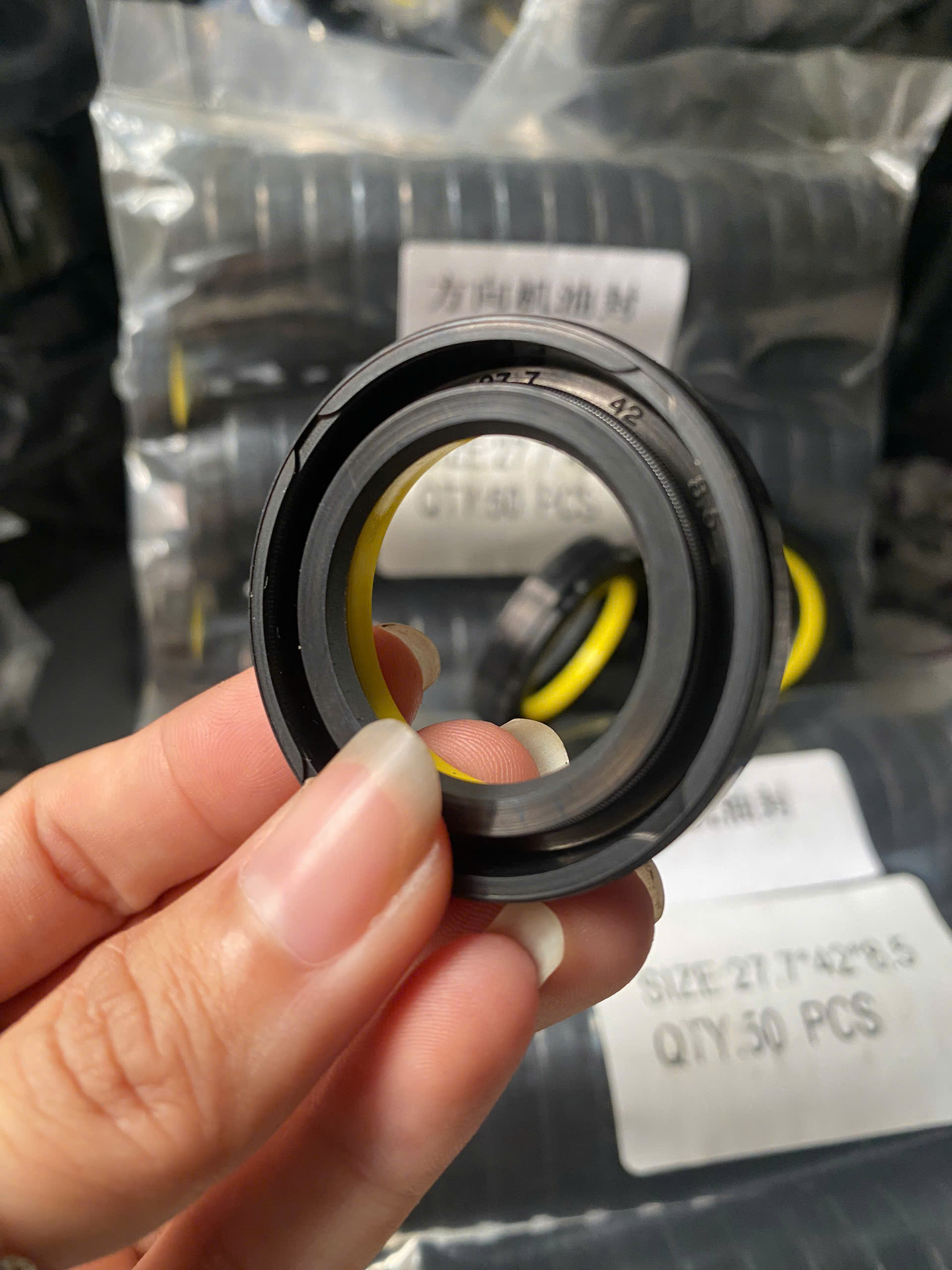 PHỐT TAY LÁI Scjy 27.7*42*8.5 Power Steering Oil Seal Bp3296f 27.7x42x8.5