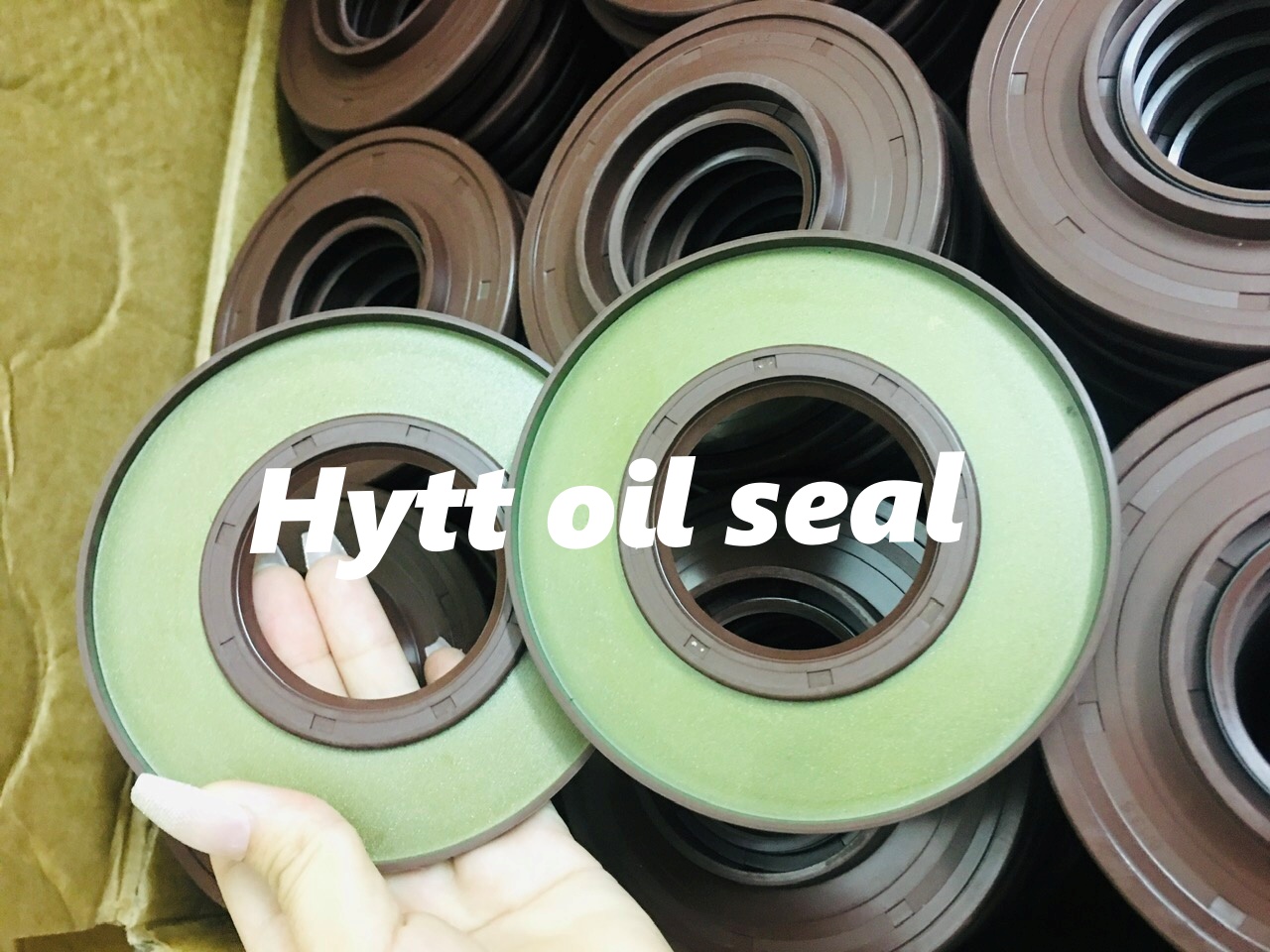 PHỐT XE HƠI TB 57*125*8/13.6