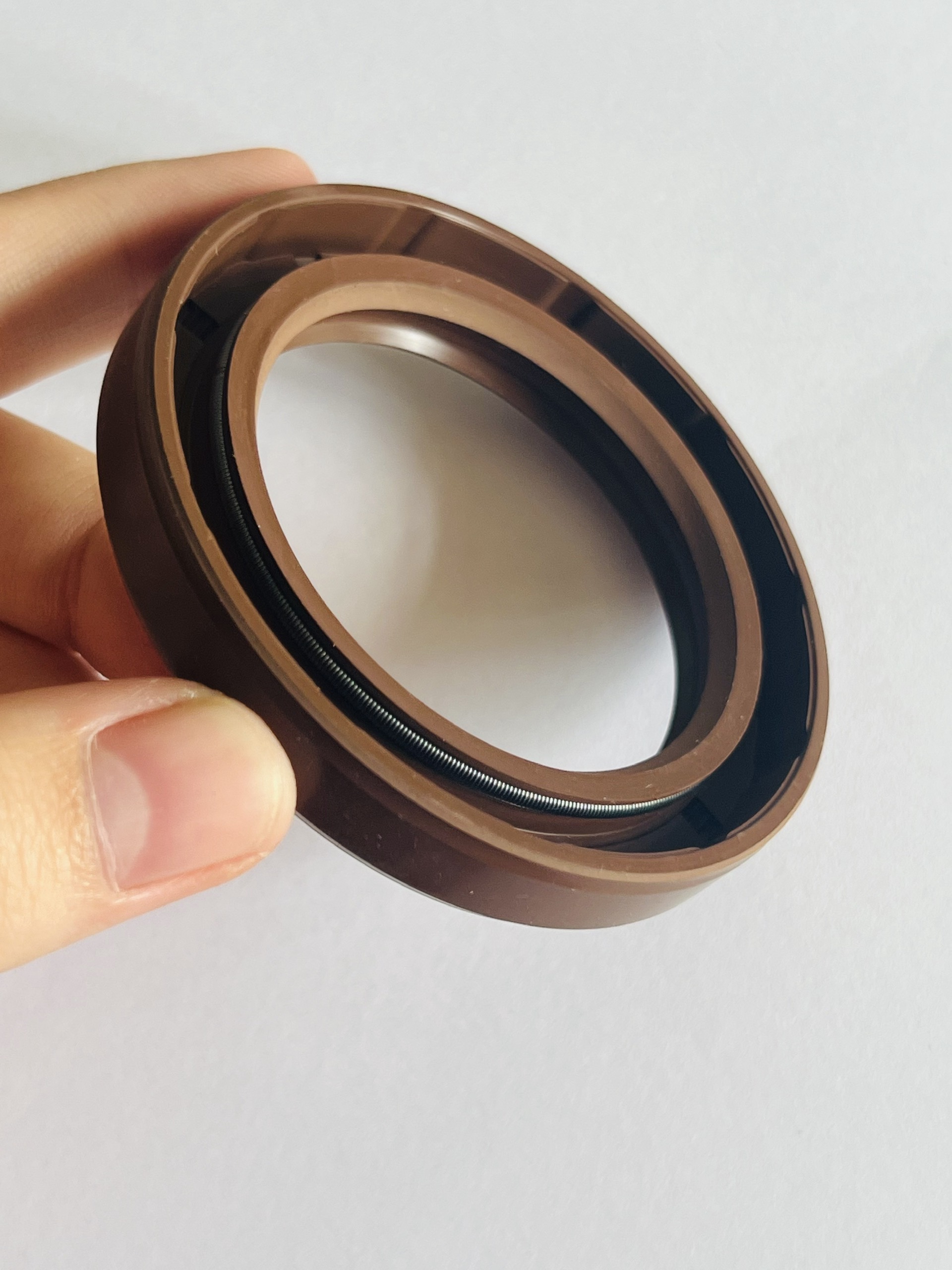 TC VITON 48*68*10, PHỐT CHẮN DẦU CAO SU FKM CHỊU NHIỆT, CHỊU HÓA CHẤT TỐT