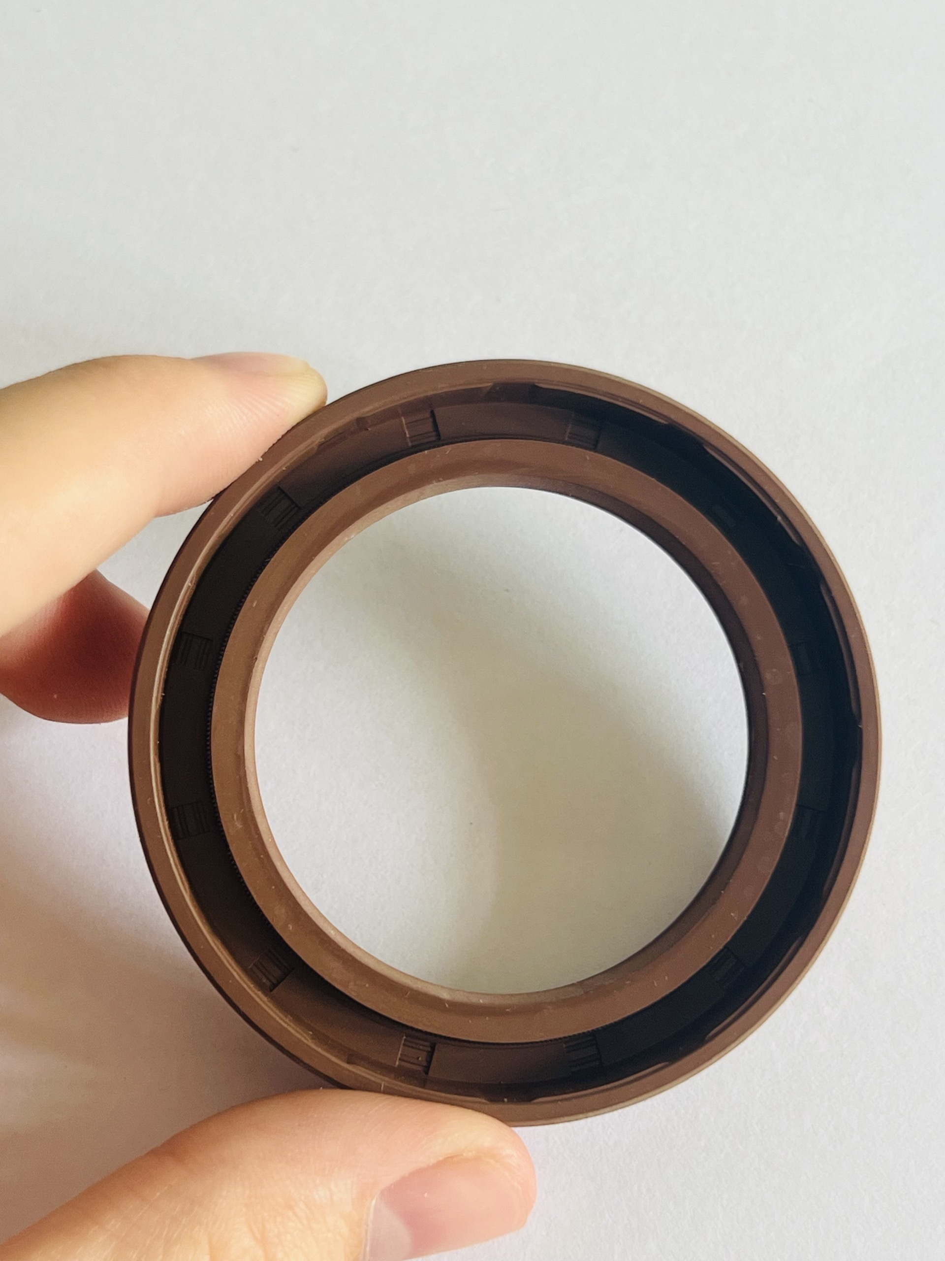 TC VITON 42*60*9, PHỐT CHẮN DẦU CAO SU FKM CHỊU NHIỆT, CHỊU HÓA CHẤT TỐT