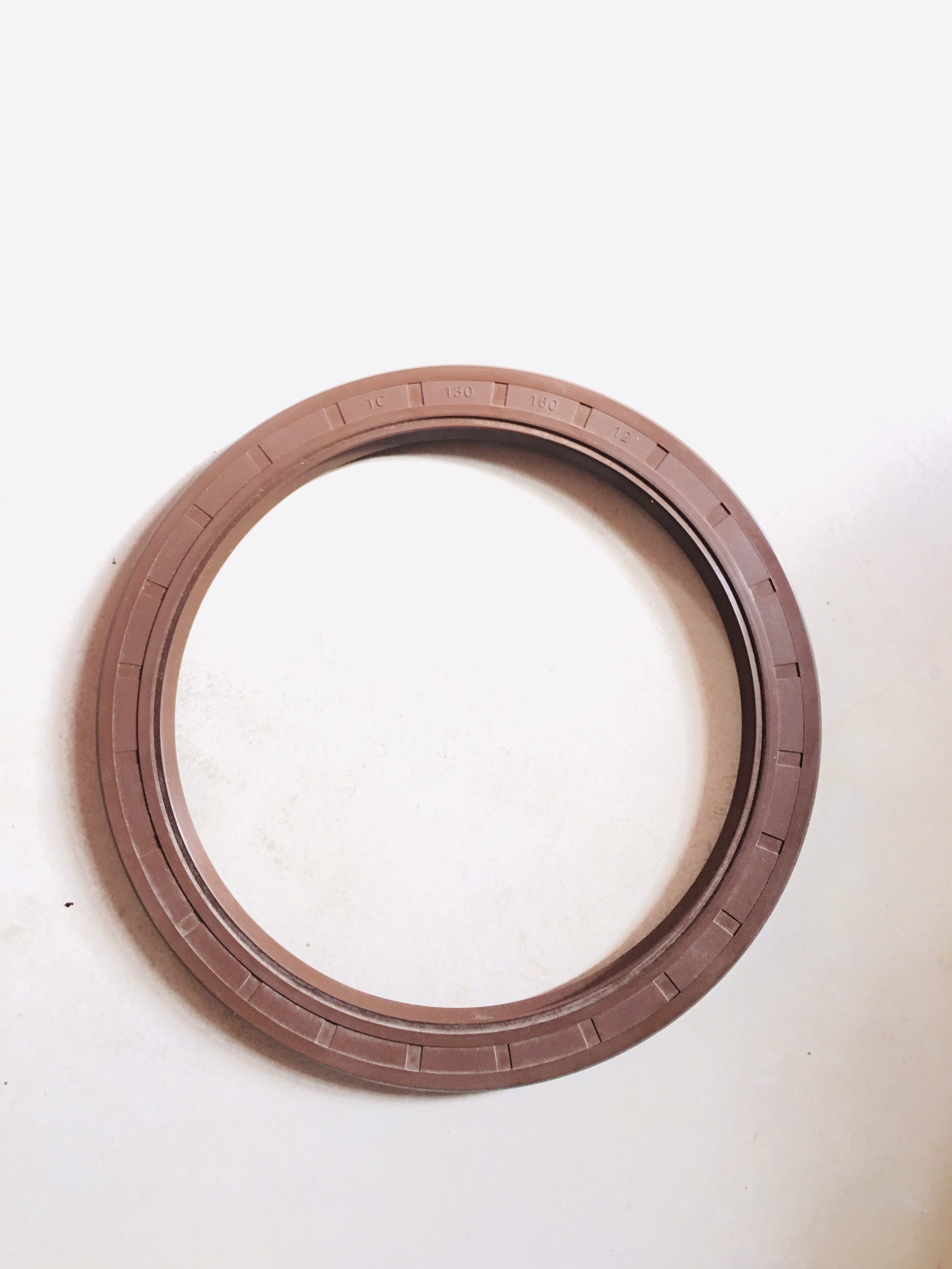 TC VITON 130*160*12, PHỐT CHẮN DẦU CAO SU FKM CHỊU NHIỆT, CHỊU HÓA CHẤT TỐT