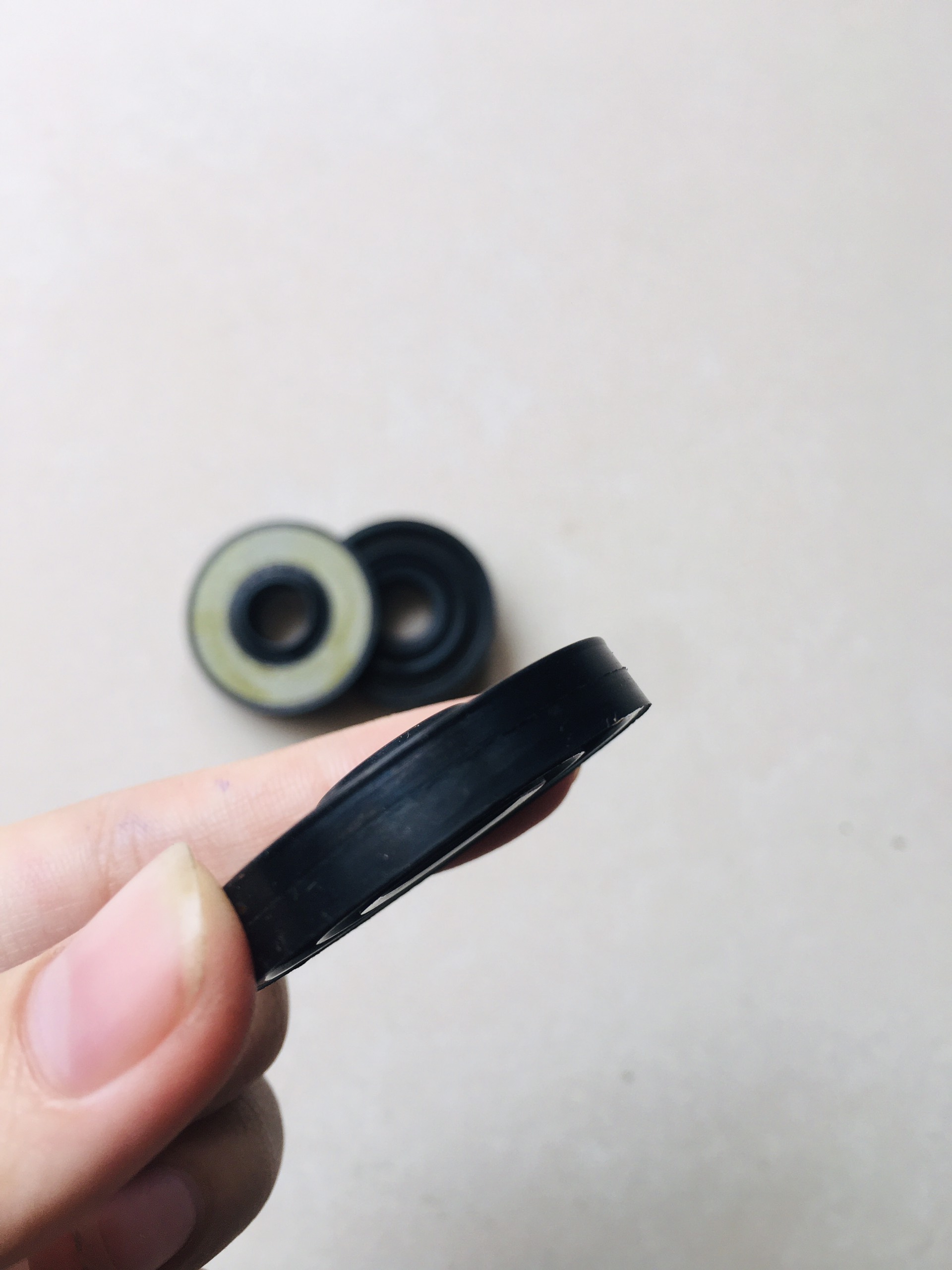 PHỐT TCLY 12*36*6.3/9 CAO SU N90