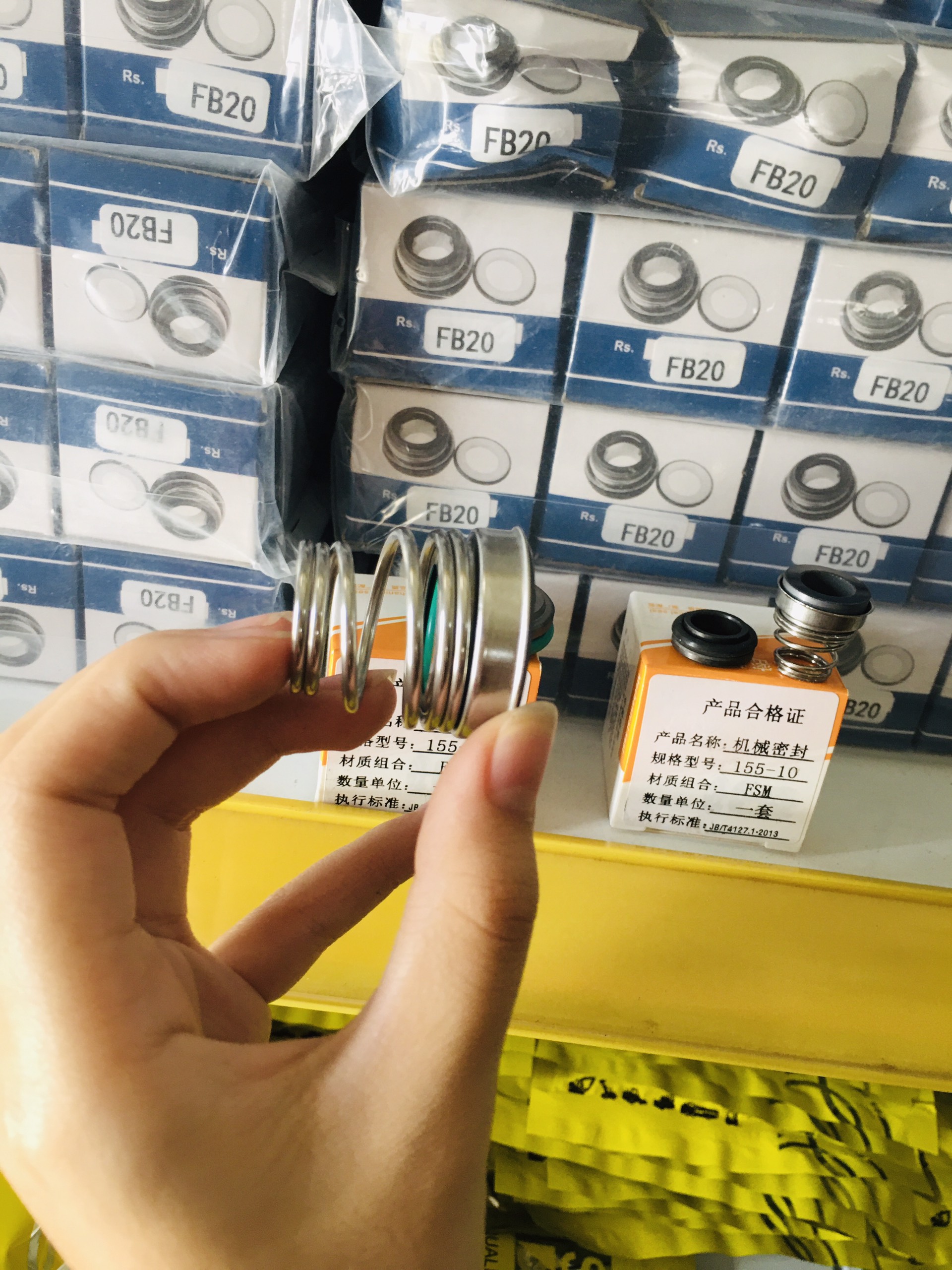 PHỐT MÁY BƠM EBARA, PHỐT BƠM NHỌN 155-19