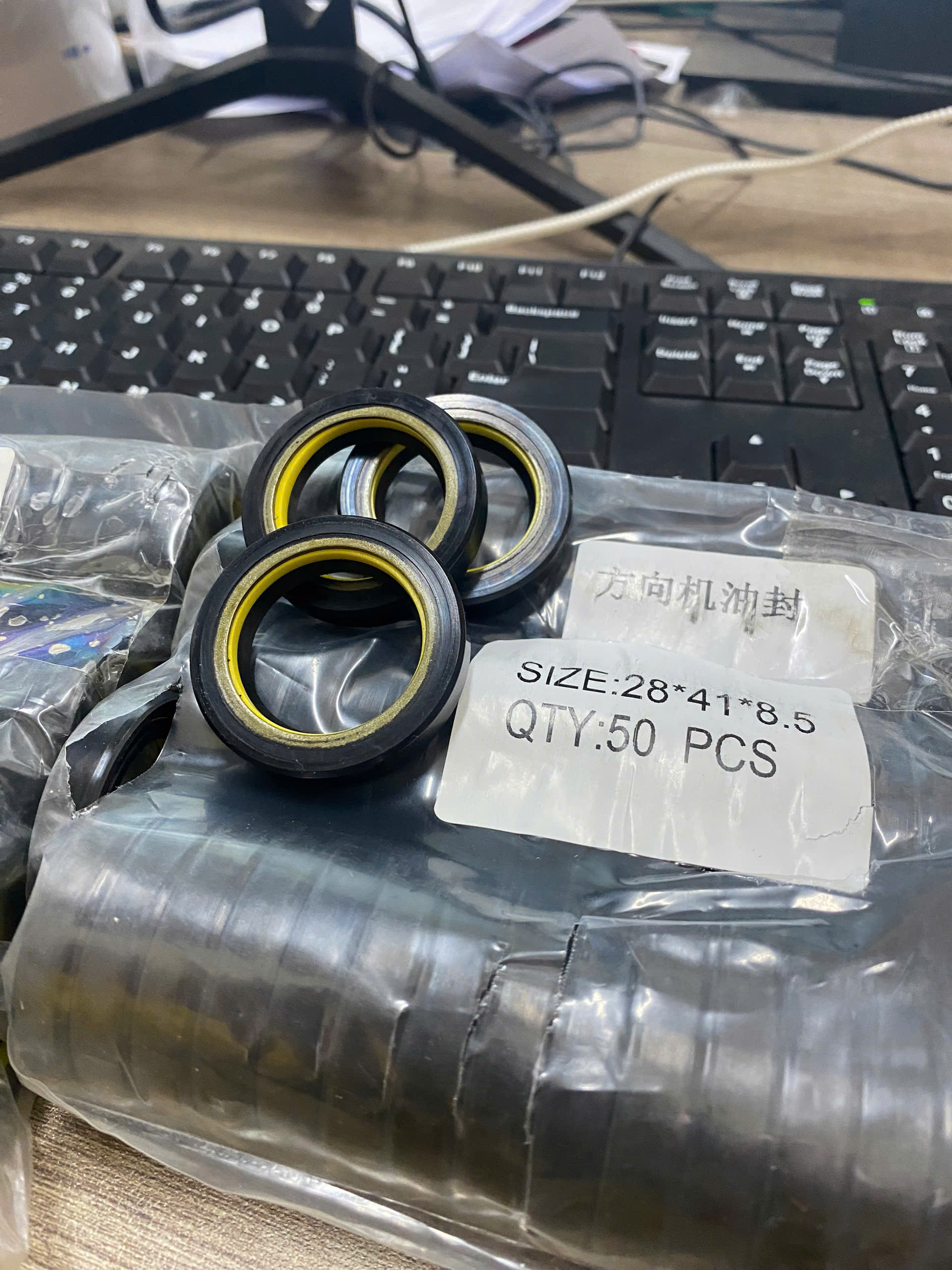 PHỐT TAY LÁI SCJY 28*41*8.5 Power Steering Oil Seal for Gear Box Cnb20 28-41-8.5 Oil Seal High Pressure Rack Power Seal