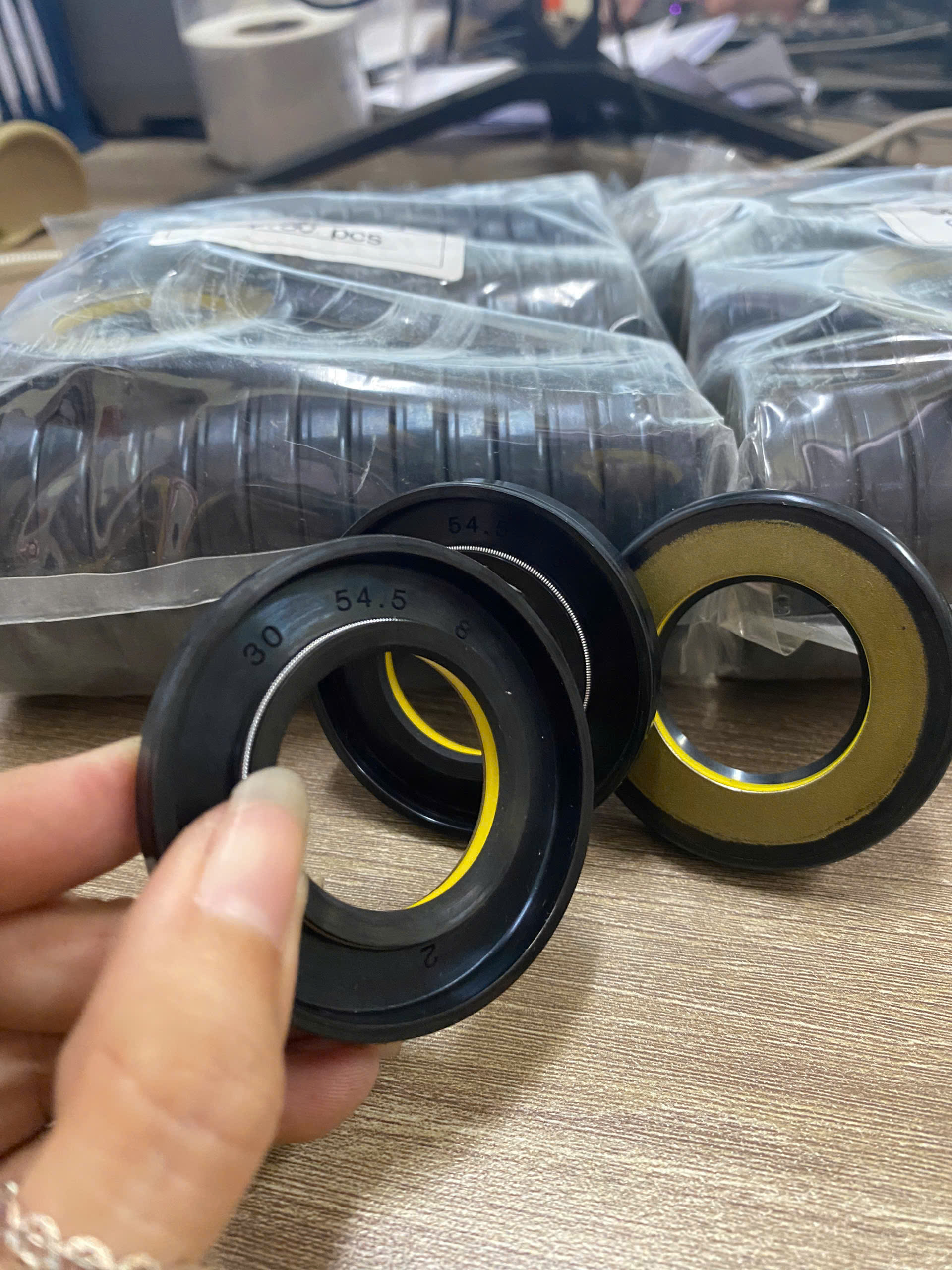 PHỐT TAY LÁI TCS 30*54.5*8 High Pressure Rack Power steering oil seal 30X54.5X8 TC4P SCJY SCVT CNB GNB Power steering