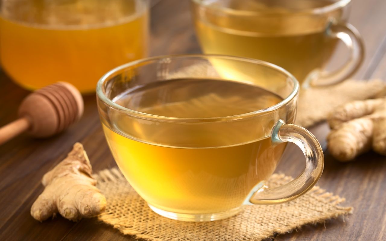 Cách pha trà gừng với mật ong chuẩn vị