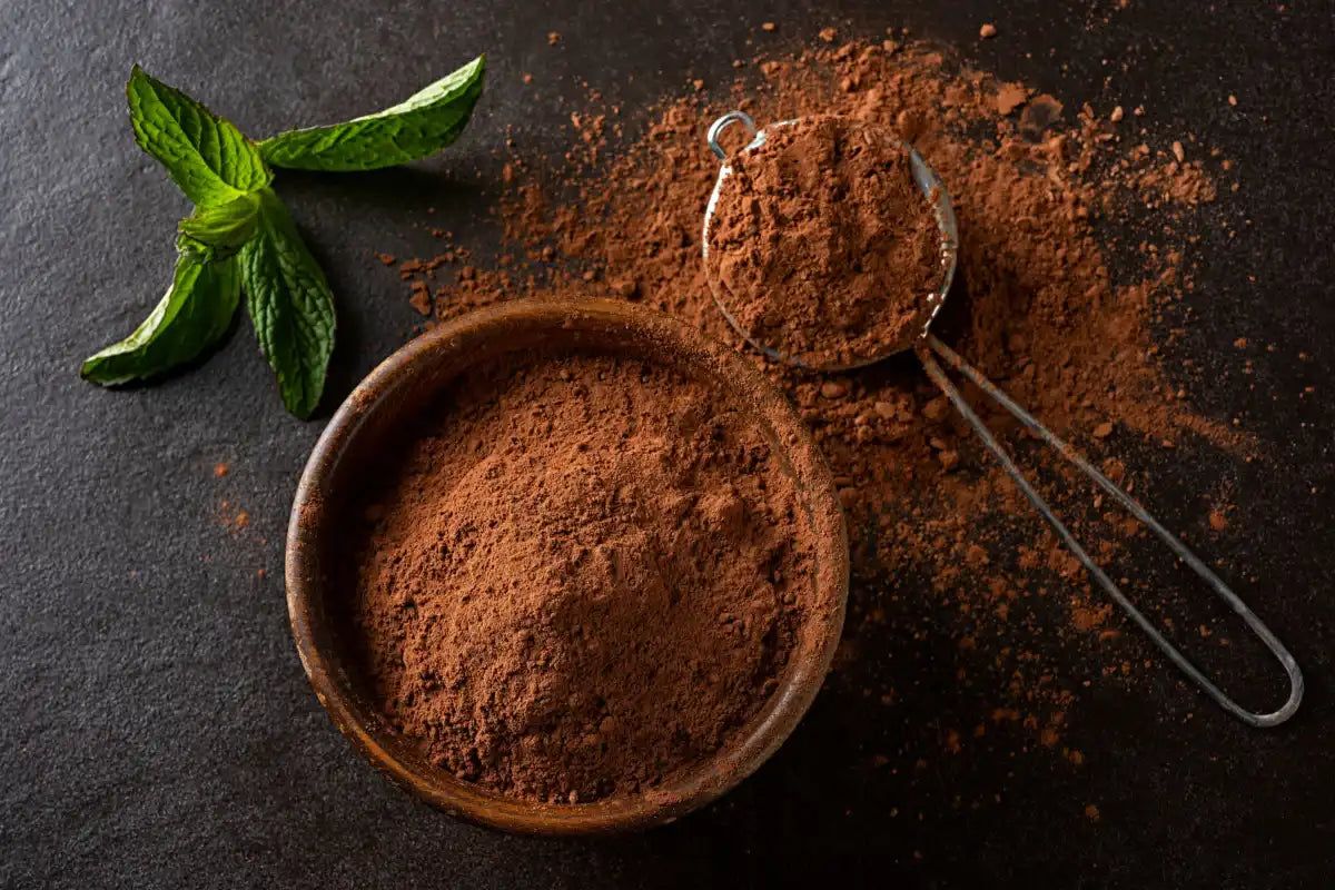 Cacao Nguyên Chất Là Gì? Và Vì Sao Nhiều Người Trẻ Tìm Về Sự Mộc Mạc Này?