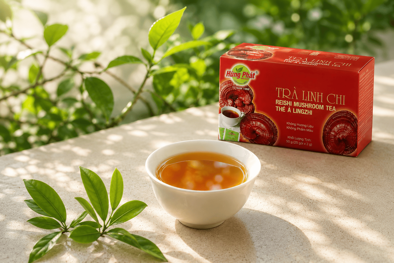Tách Trà Thảo Mộc Trong Nếp Mời Trà Của Gia Đình Việt Hôm Nay