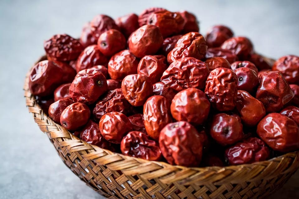 Câu Chuyện Về Hồng Táo – Từ Trái Cây Truyền Thống Đến Thức Uống Hiện Đại