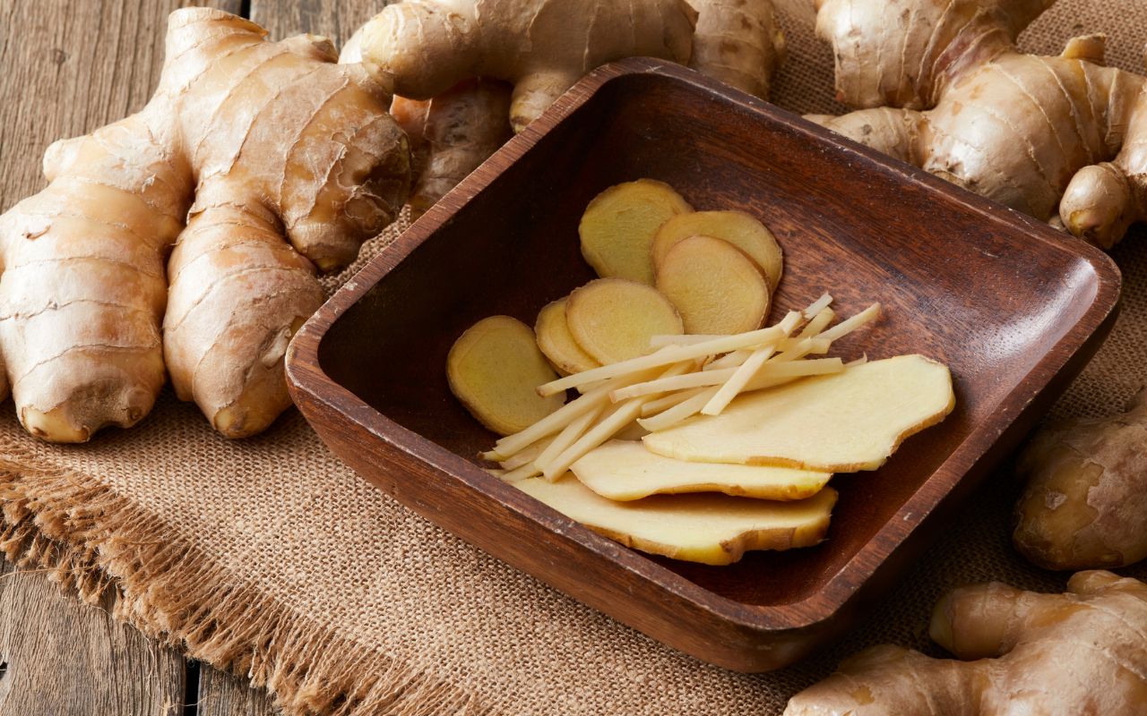 Trà gừng nguyên chất – Công dụng và lưu ý