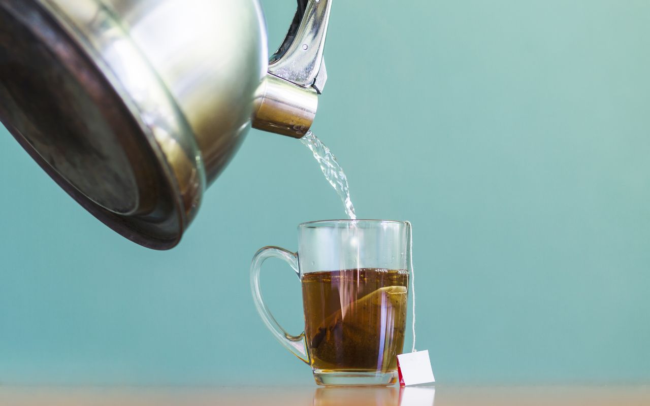 Trà Giải Nhiệt Cơ Thể: Lợi Ích Và Các Loại Trà Giúp Thanh Lọc, Làm Mát Cơ Thể