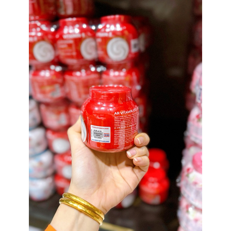 KEM DƯỠNG VITAMIN E ĐỎ - M17